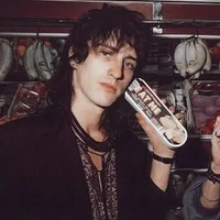 Izzy stradlin