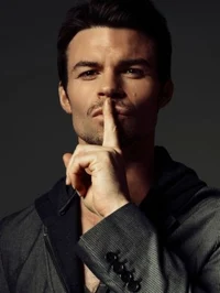 Daniel Gillies