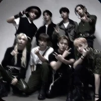 Stray Kids 