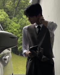 Rich husband