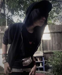 Emo boyfriend 