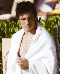 Josh Hutcherson 