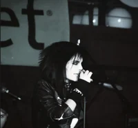 NERVOUS Bill Kaulitz