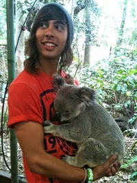 Vic Fuentes 
