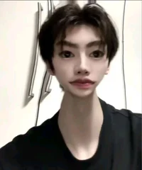 Sunghoon best friend