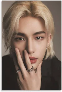 Hwang Hyunjin v2