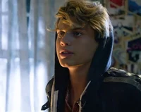 Xander DeWitt