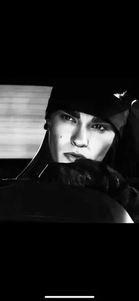 T O M  K A U L I T Z