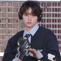 02 - Lee Minho