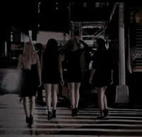 4 Mafia bosses wives