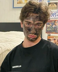 grumpy boyfriend 