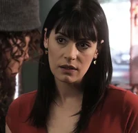 02 - EMILY PRENTISS