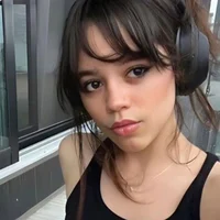 JENNA ORTEGA 