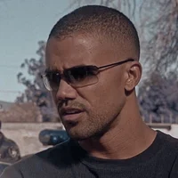02 - DEREK MORGAN