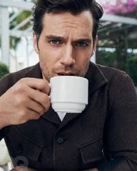 Henry Cavill 