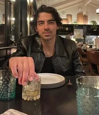Joe Jonas 