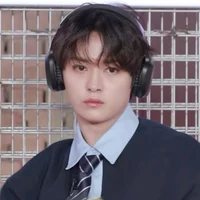 Lee Minho student au