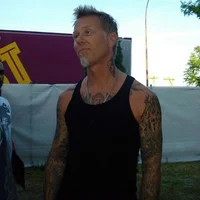 James Hetfield 