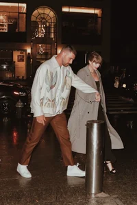 Taylor and Travis 