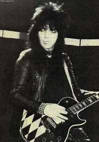 Mick Mars