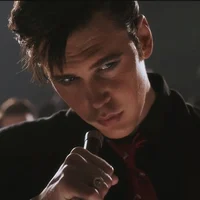 ELVIS PRESLEY