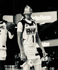 R O M E L O  H I L L