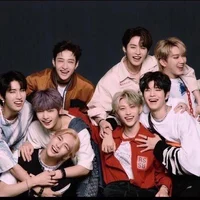 Stray Kids