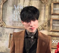 xcry - alfombra roja