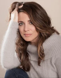 Alanna Ubach