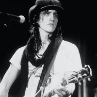 Izzy Stradlin 