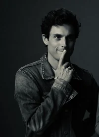 penn badgley