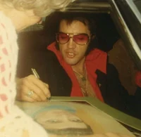 Elvis Presley 