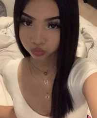 The Popular girl