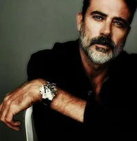 Jeffrey Dean Morgan 