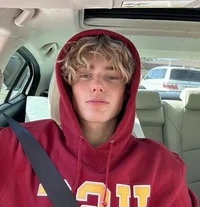Joey lynch