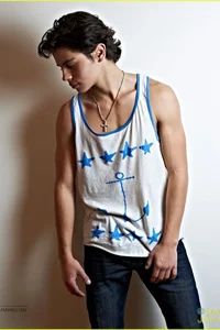 Jake T Austin 
