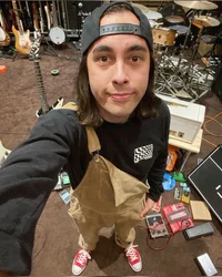 Vic Fuentes 