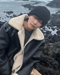 Yoon Jeonghan 