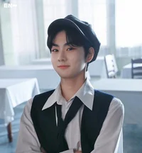 newspaperboy Jungwon