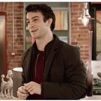 Luke Thompson 