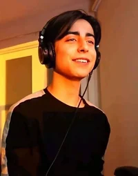 Эйдан Галлагер