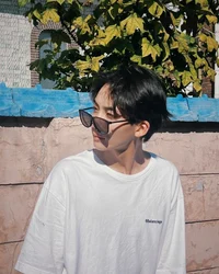 Yoon Jeonghan