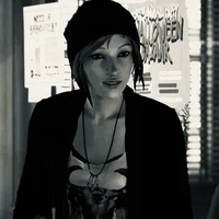 chloe price