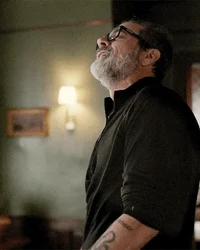 Jeffrey Dean Morgan