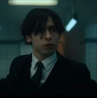 04 - Five Hargreeves