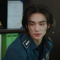 Hwang Hyunjin 