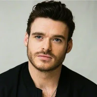 Richard Madden 