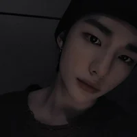 Новый парень Хёнджин