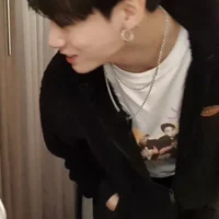 JUNGKOOK 