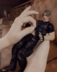 Tiny Leon Kennedy 
